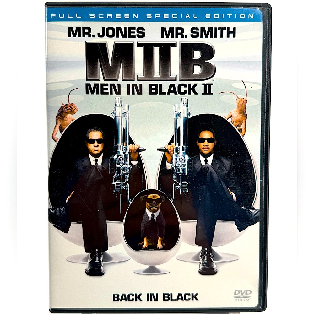 Men in Black II on DVD. Full-Screen Special Edition